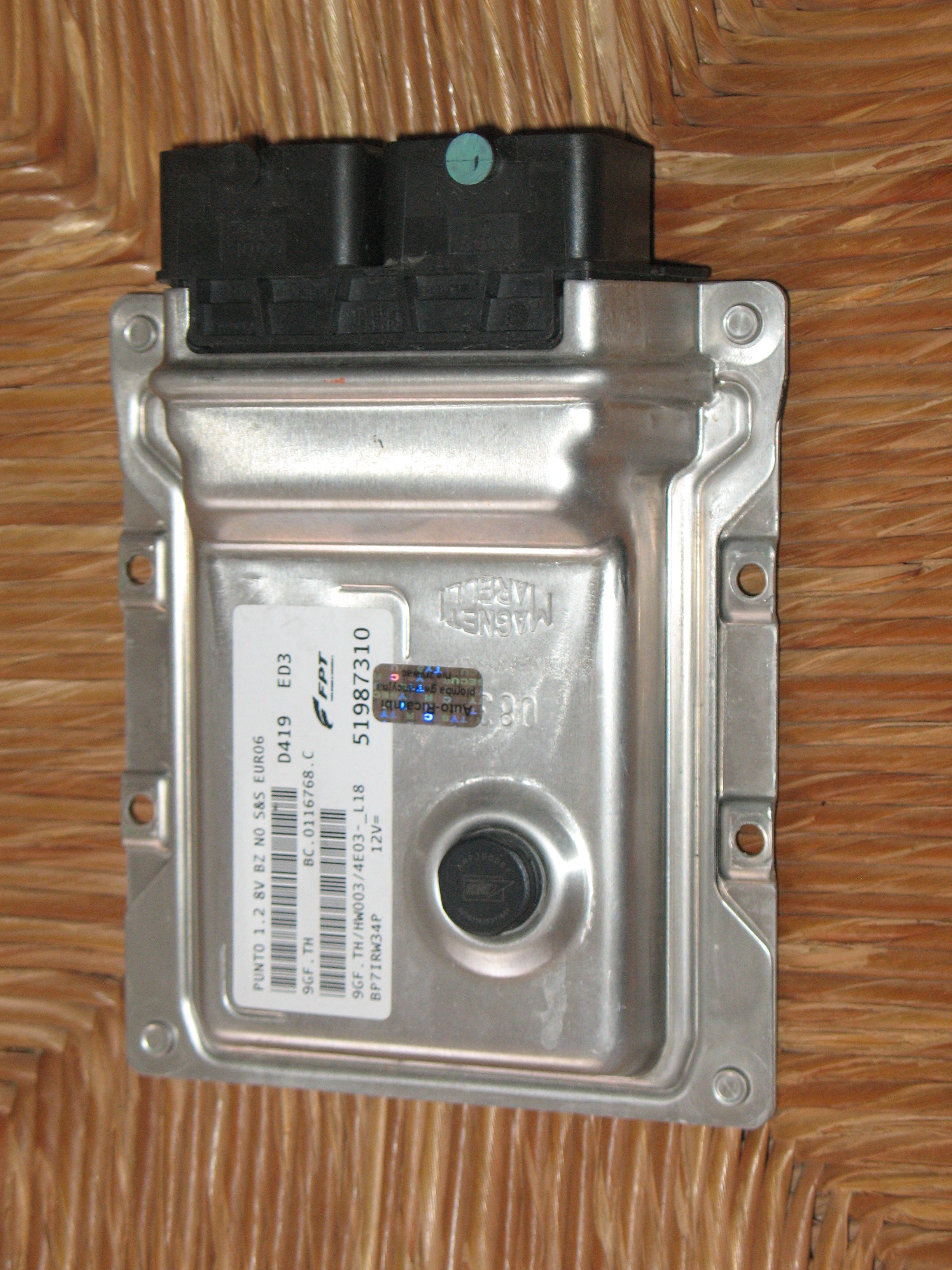 CENTRALINA MOTORE ECU FPT MARELLI FIAT PUNTO 1.2 8V EURO6 CODE: 51987310  9GF.TH. HW003. 4E03-L18 BC.0116768.C BC0116768C