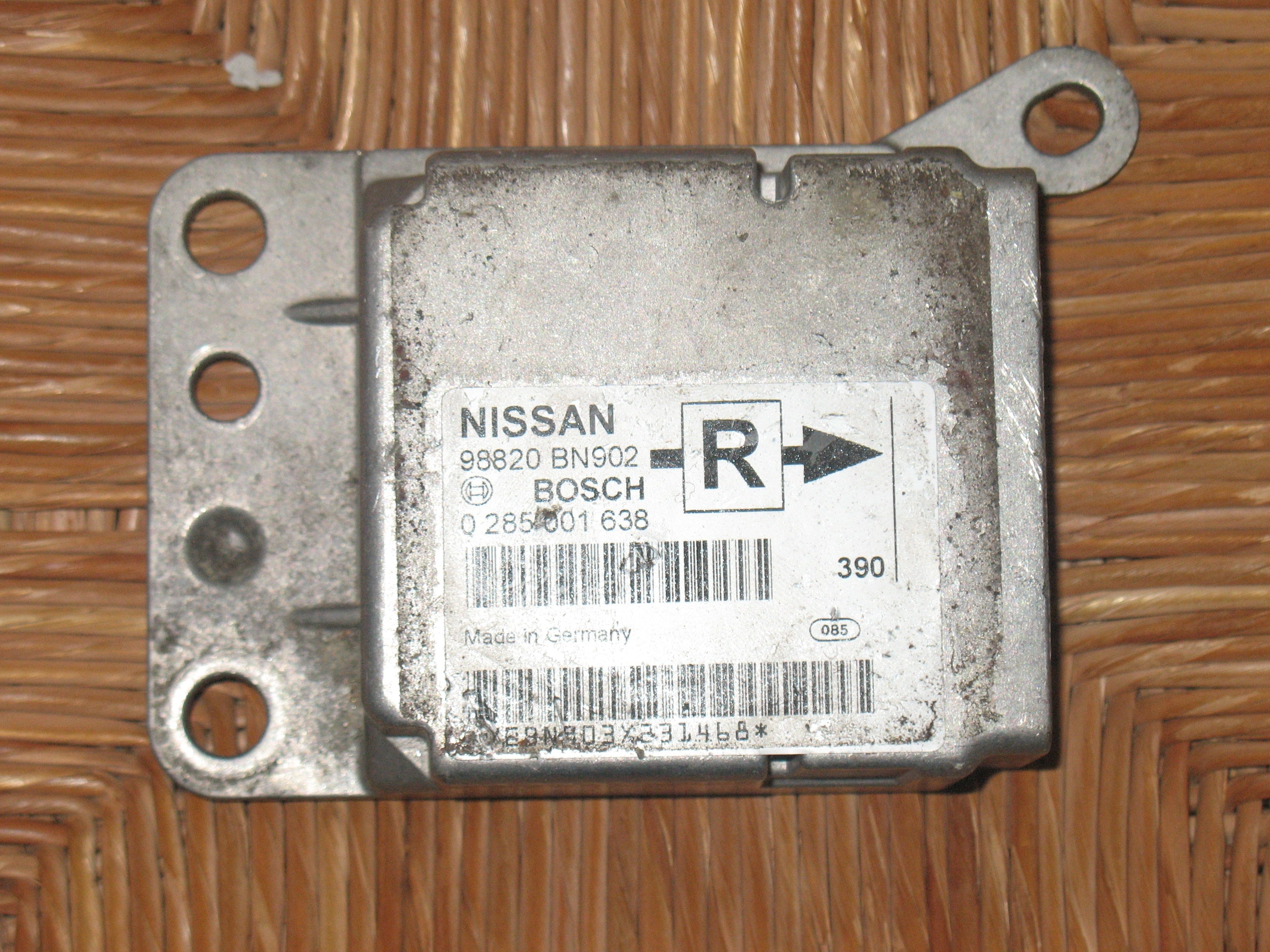 Airbag Nissan Almera 98820BN902R Bosch 0285001638 - 68HC912BE32.