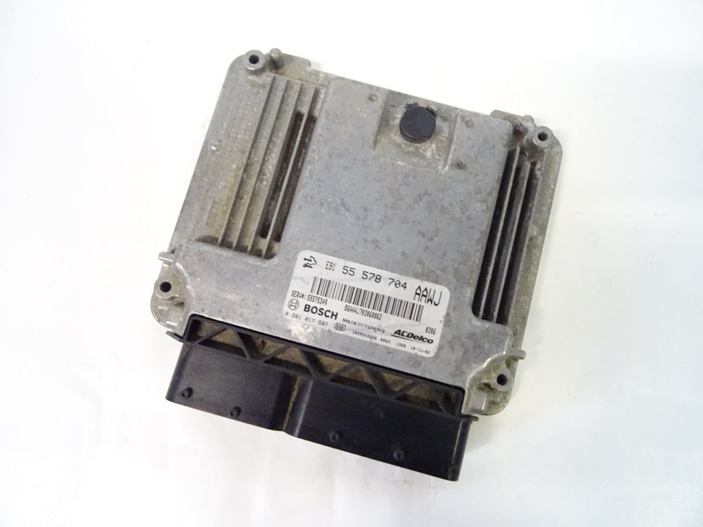 ECU Corsa 1.3D 0281017587 55578704 EDC17C19 AAWJ EDC 17C19-3.15 E91