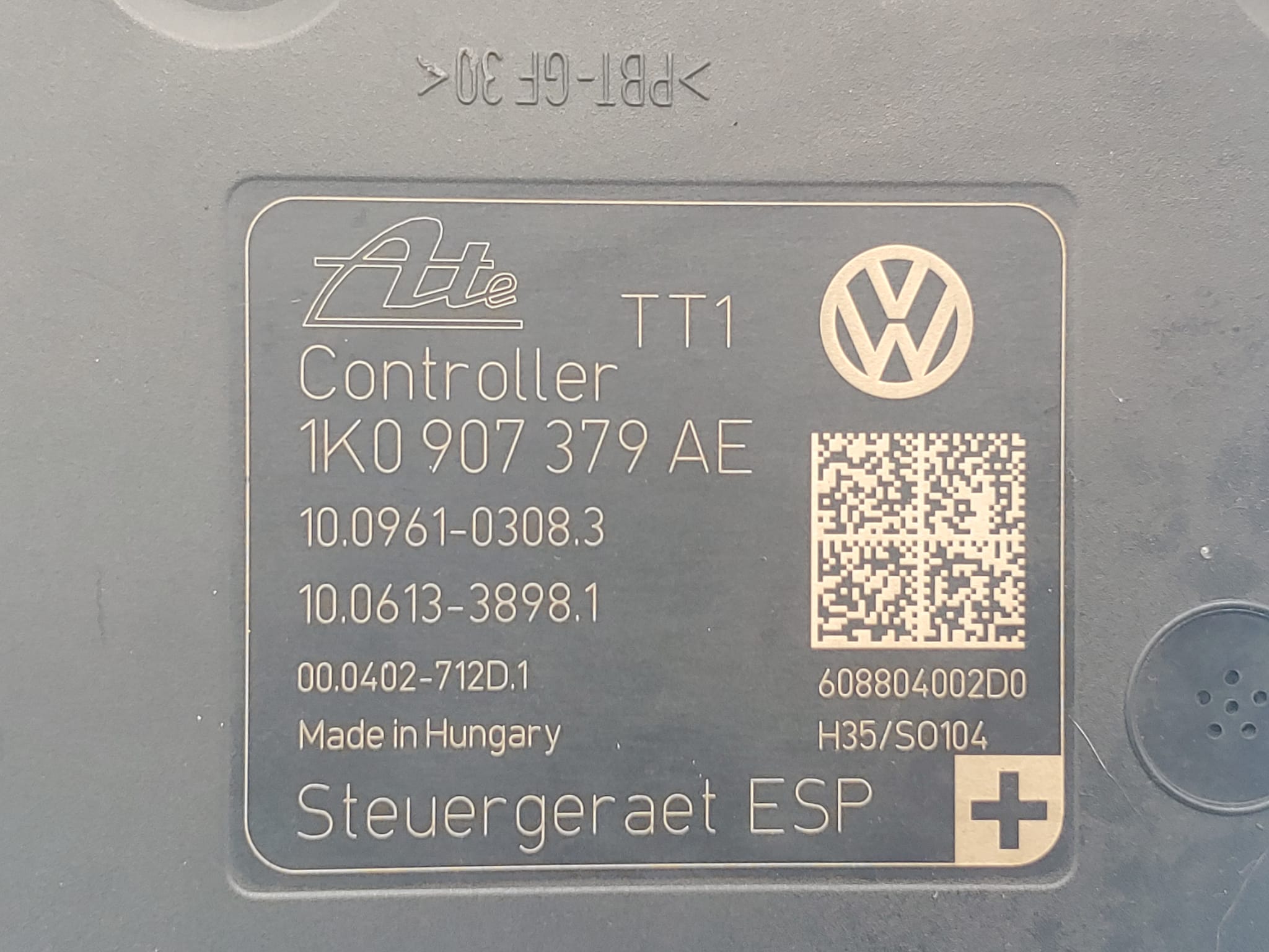 ABS VW GOLF 68Z22L76807Z12 - 1K0 907 379 AE - 1K0 614 517 BE