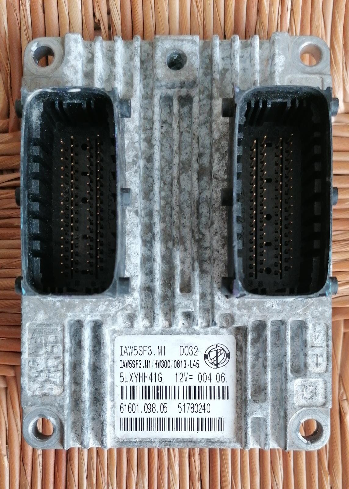 ECU FIAT GRANDE PUNTO 51780240 IAW5SF3.M1 HW300 51780240
