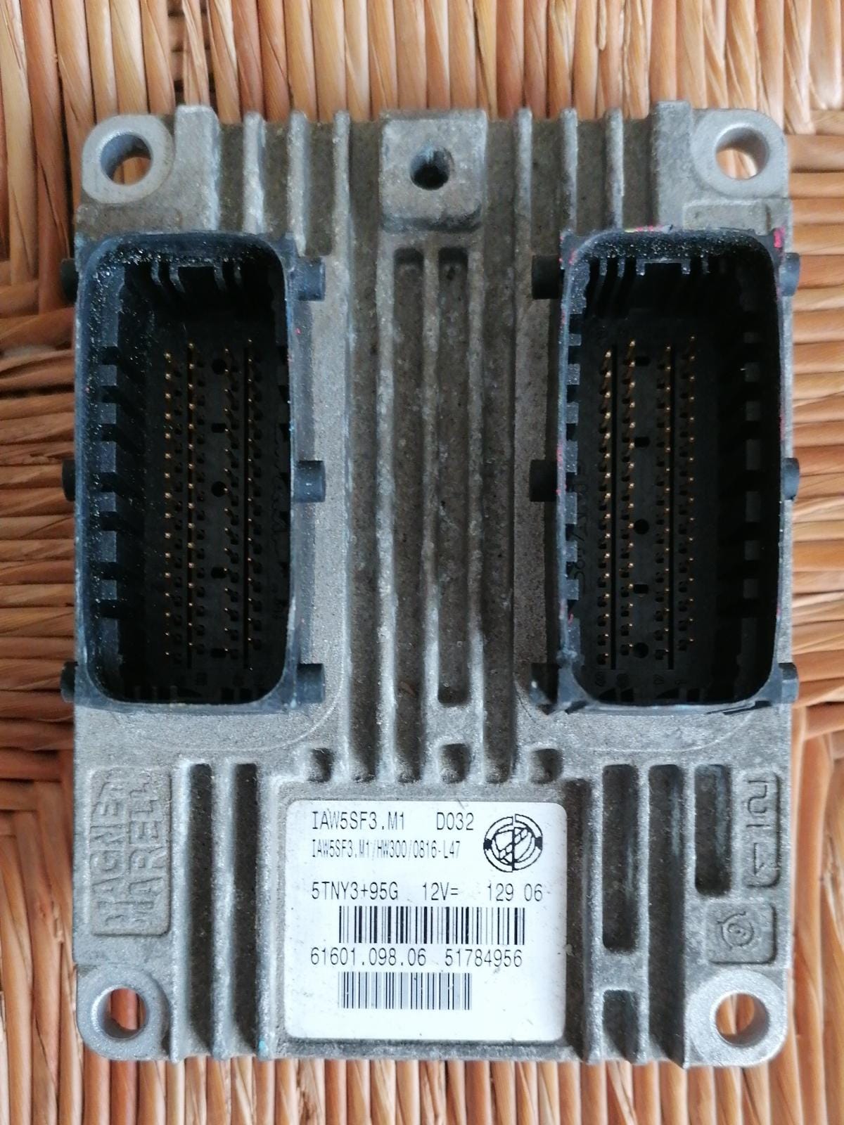 Ecu centralina fiat grande punto iaw 5sf3.m1 HW300 51784956