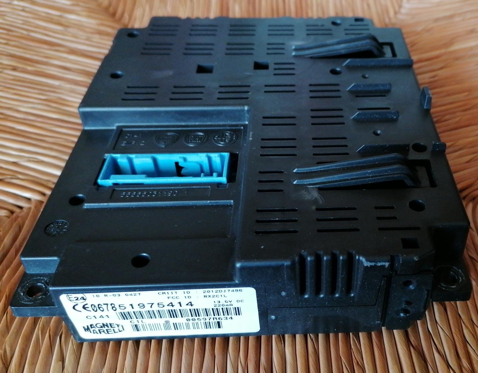 FIAT PANDA CROSS 4x4 51975414 CENTRALINA Blue&Me 067851975414