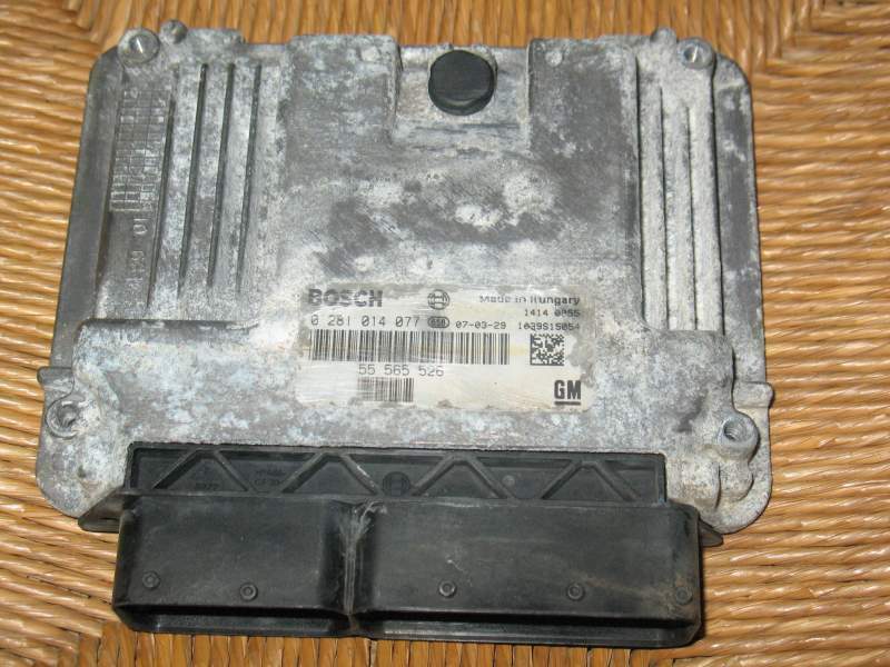 ECU SAAB OPEL 9.3, 9.5 , 1,9 0281014077 EDC 16C39-5.8A 55565526