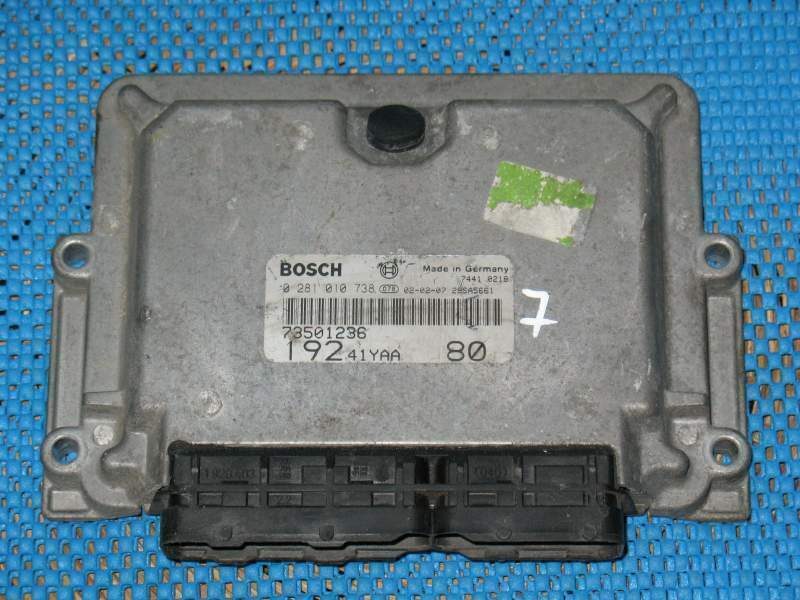 Ecu centralina motore fiat stilo 1.9 jtd 0281010738 73501236 EDC 15C7-2.3