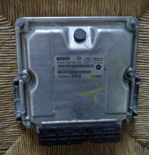 Ecu jeep grand cherokee 2.7 0281010293 p56044356ab wcaaa EDC15C2