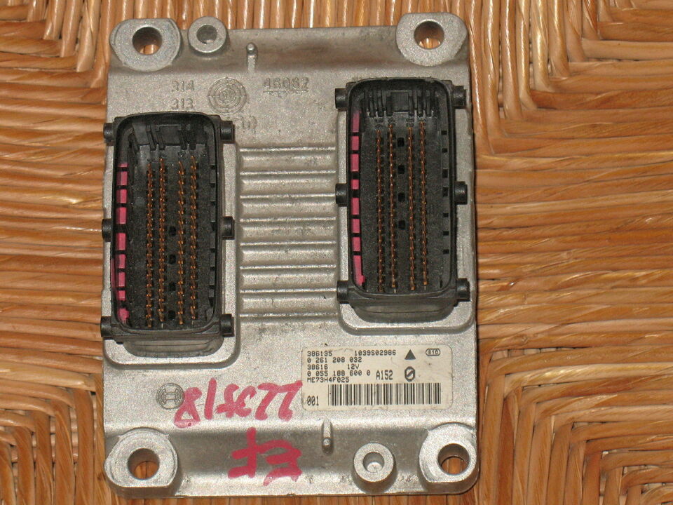 ECU FIAT PUNTO 1.4 BOSCH 0261208032 00551886000 ME73H4F025