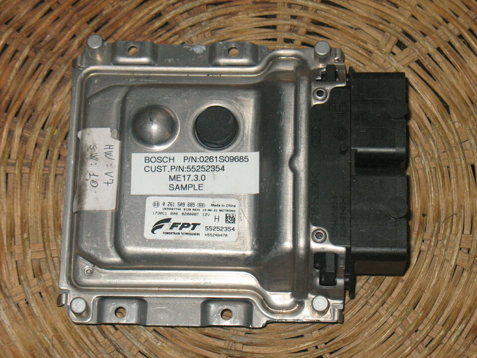 ECU Fiat Viaggio 1.4L 16V BOSCH 0261S09685 FPT 55252354 ME17 3.0
