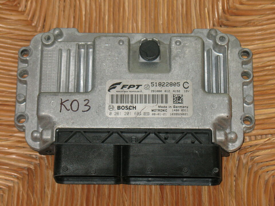 ECU FIAT G.PUNTO 1.4 T JET 0261201684 51822805C ME7 9.10