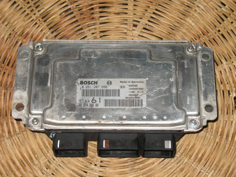 Ecu CITROEN BERLINGO PEUGEOT PARTNER 1.6 0261207686 9657498600