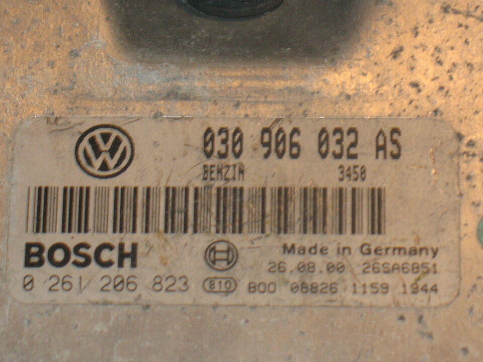 Ecu bosch 0261206823 vw seat arosa vw lupo 030906032AS ME 7.5.10