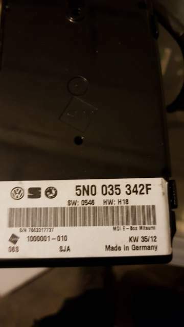 Volkswagen SKODA Media in Interface Module 5N0035342F HW H18