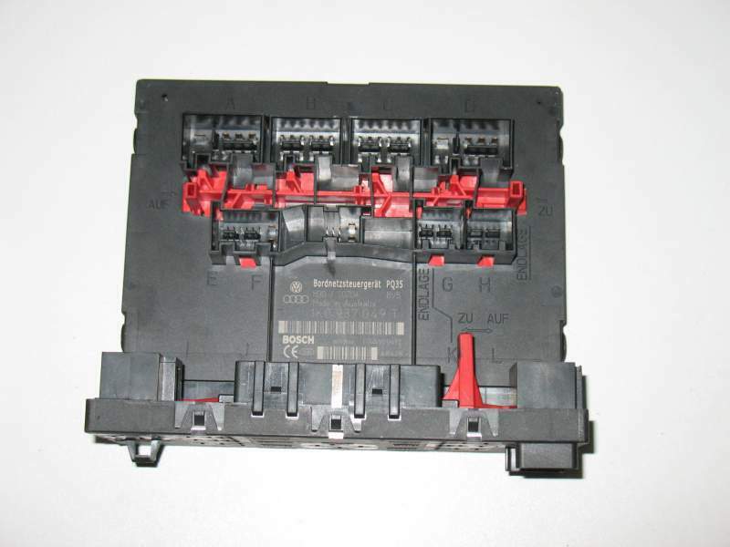 AUDI SEDE SKODA VW PQ35 H 30 / S0703 1K0937049T 2004-2015