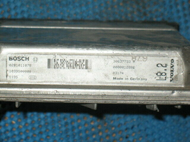 ECU CENTRALINA VOLVO S60 2.4 D5 0281011078 30637733A L8.2 EDC 15C11-4.2