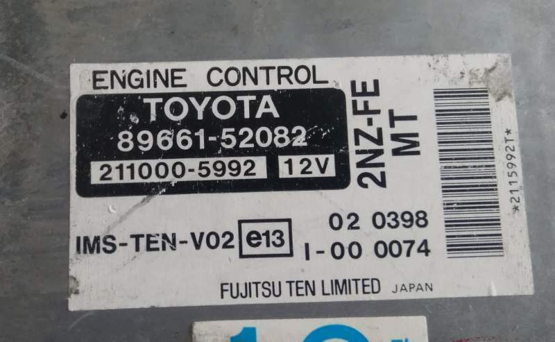 ECU CENTRALINA TOYOTA YARIS 1.0 , 1.3 8966152082 2110005992