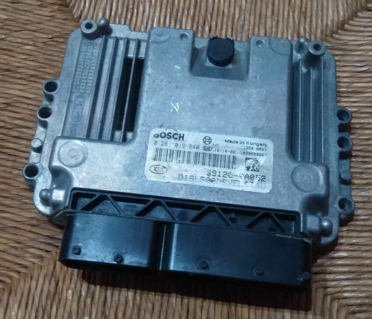 Ecu centralita kia sportage 1.7 crdi 0281019640 39120-2a052