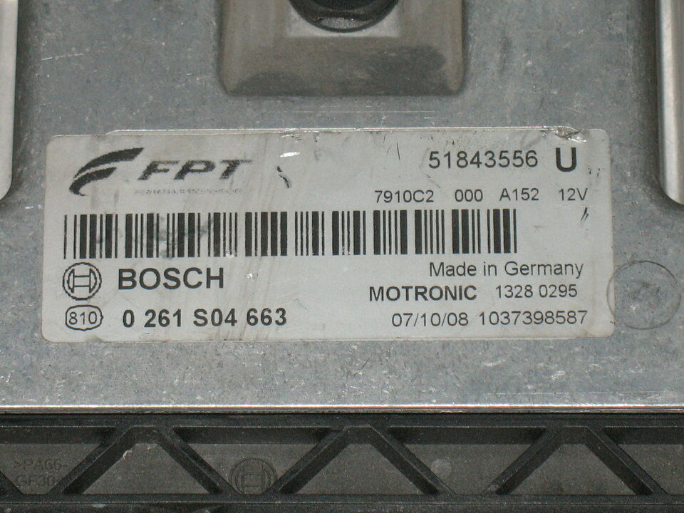 ECU Fiat Linea 1.4 16V BOSCH 0261S04663 FPT 51843556 ME7 9.10