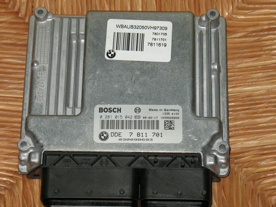 ECU BMW E81 BOSCH 0281015042 DDE781170101 7811701 EDC 17CP02-3.11