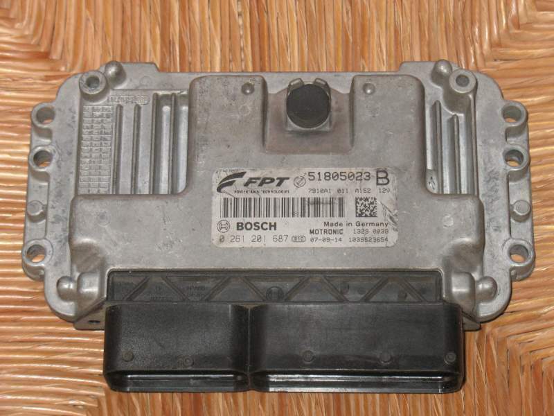 ECU FIAT PUNTO BRAVO 1.4 0261201687 51805023B ME7 9.10 A152