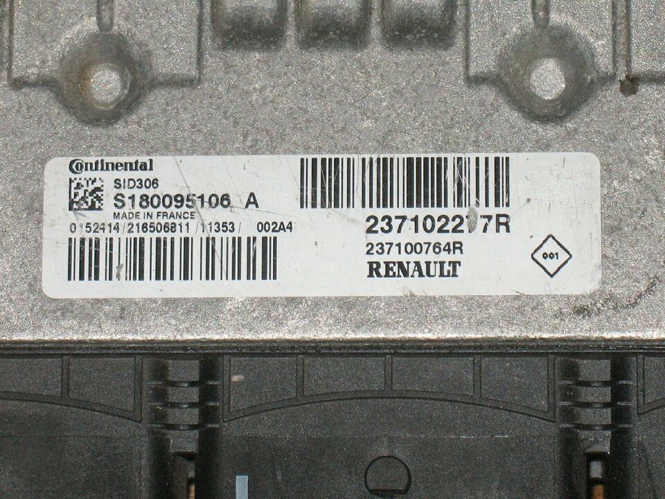 ECU motore 1.5 DCI Renault Duster 10 - OE: 237102277R sid306 S180095106 A