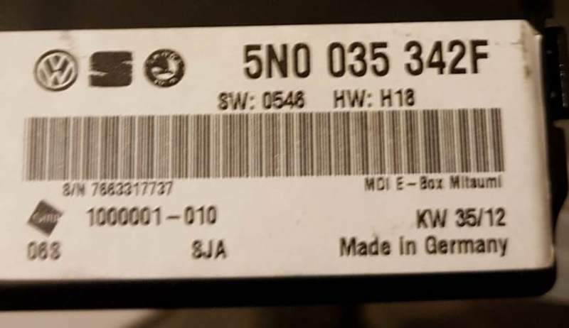 Volkswagen SKODA Media in Interface Module 5N0035342F HW H18