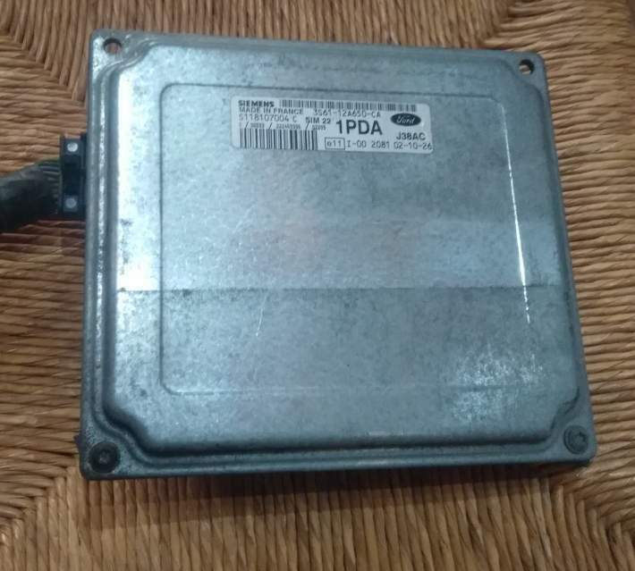 ECU FORD FIESTA 1.4 S118107004C SIM22 3S6112A650CA 1PDA J38AC