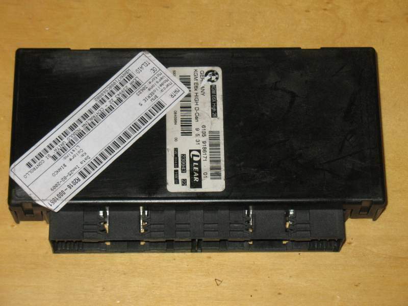 Body module BMW E60 E61 61359118729 ECU 9157156