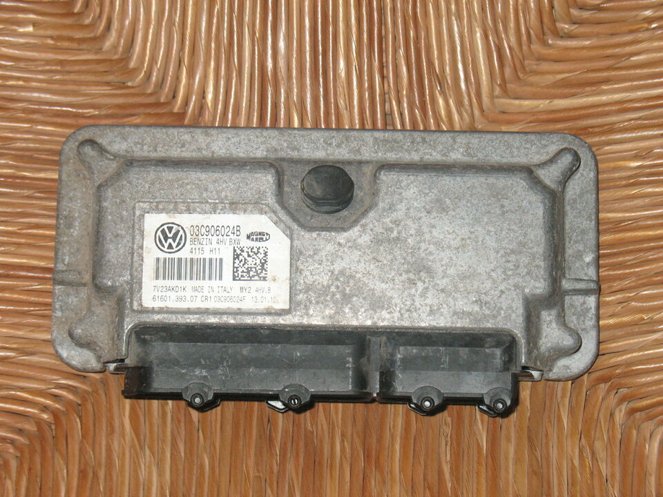 ECU SKODA FABIA 03C906024B 1.4 4HV 2491 H05 73L3IDK51 03C906024F