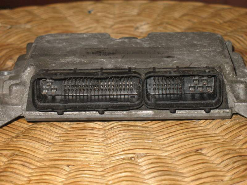 038906019EB VW PASSAT 1.9 TDI AVB motore ECU 0281010553