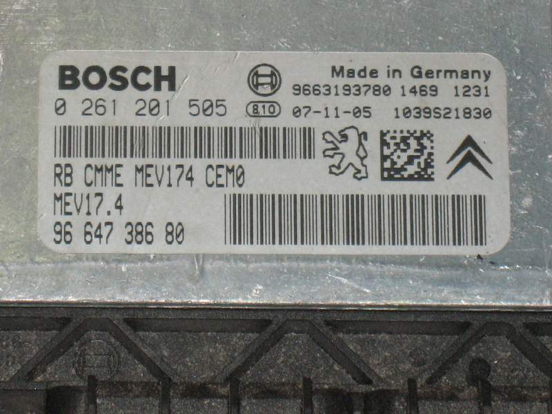 ECU Motore PEUGEOT 307 CC 1.6 9664738680 9663193780 BOSCH 0261201505 MEV17.4