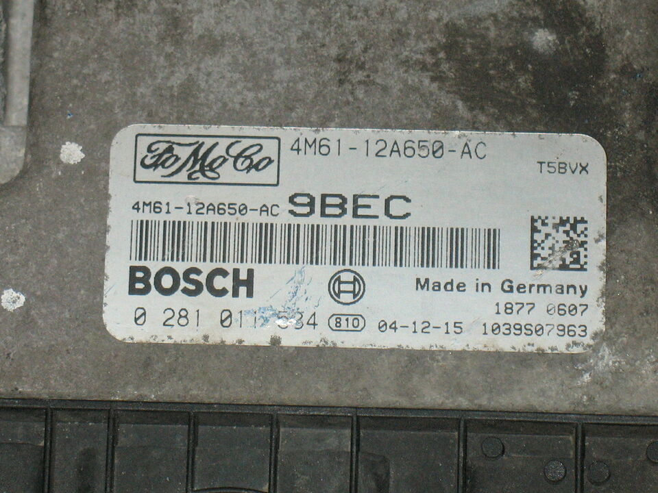 ECU MAZDA 3 BOSCH 0281011534 FoMoCo 3M6112A650AA EDC 16C3-9.18