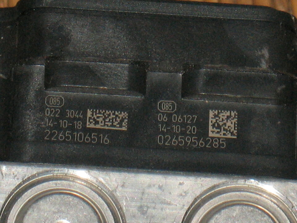 POMPA ABS RENAULT CLIO SANDERO 0265956285 2265106516 476605492R