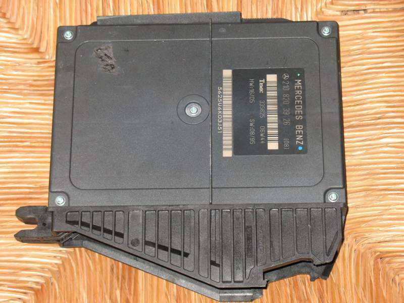 ECU Mercedes w210 e-class comfort modulo 2108203926 temic 335625