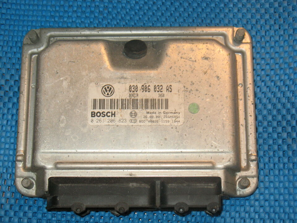 Ecu bosch 0261206823 vw seat arosa vw lupo 030906032AS ME 7.5.10