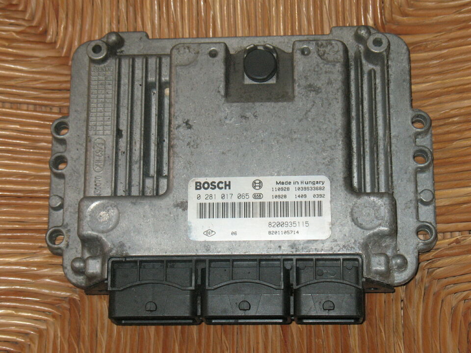 ECU RENAULT TRAFIC 2.0 DCI EDC16C36 EDC 16C36-3.3 0281017065 8200935115