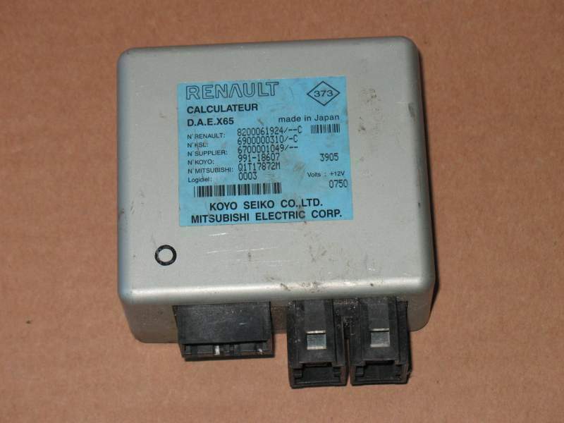 ECU STERZO RENAULT CLIO 2 EPS 8200061924, Q1T17872M