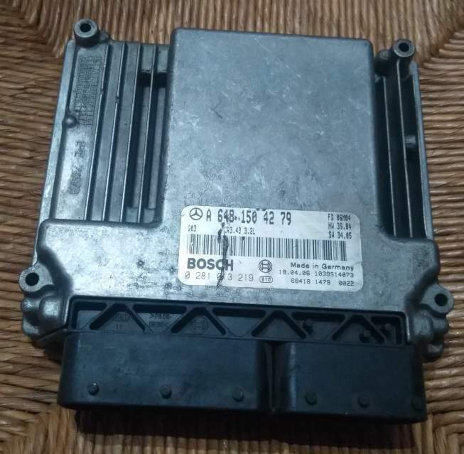ECU MERCEDES 0281013219 A6481504279 CR3.43 3.2L EDC 16C2-7.43