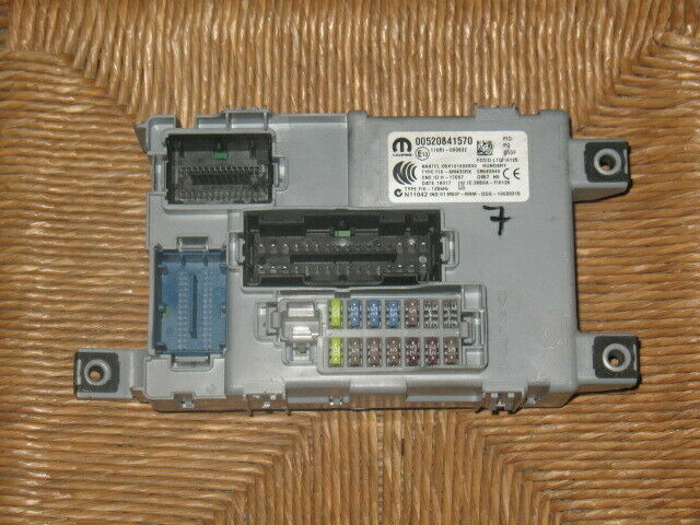 BODY COMPUTER FIAT 500 00520841570 520841570 28583849 BLU