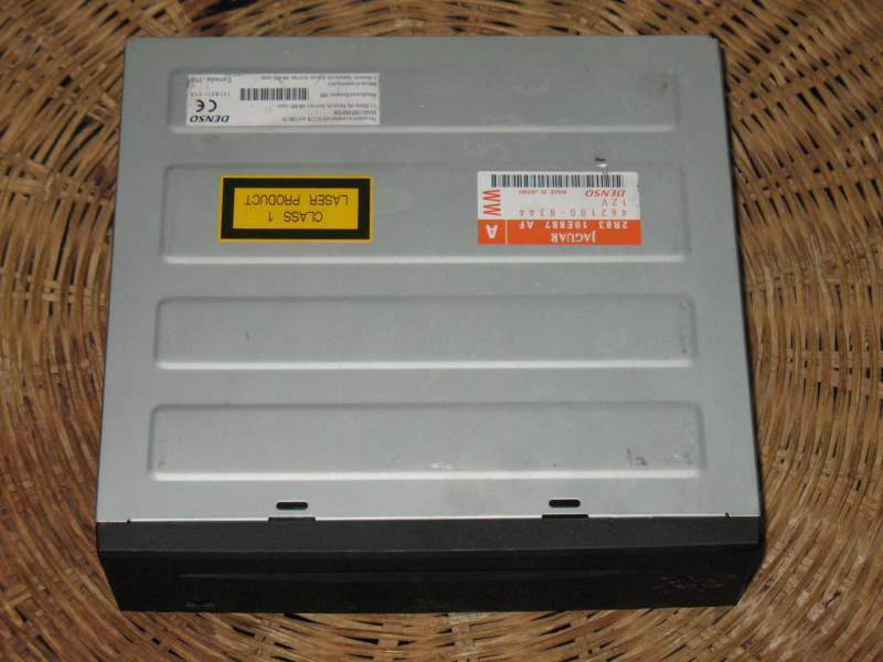 JAGUAR X-350 358 SAT NAV DVD UNIT 2R8310E887AF DENSO 4621008344