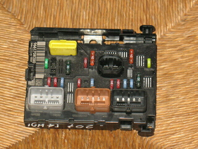 ECU BSM-L11-00 PORTA FUSIBILI PEUGEOT 207 9661708280 S:12639536
