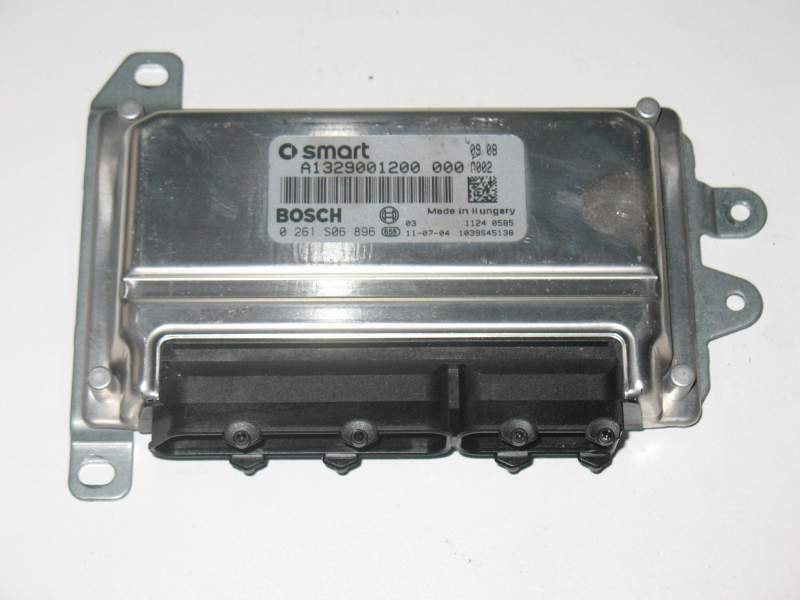 ECU Smart 0261S06896 ME7-70 0261S06896