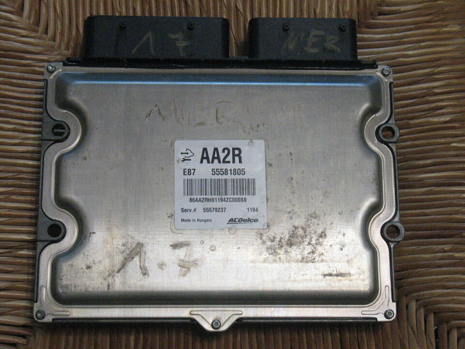 ECU Opel Meriva 1.7cdti A17DTS AA2R 55581805 55579237