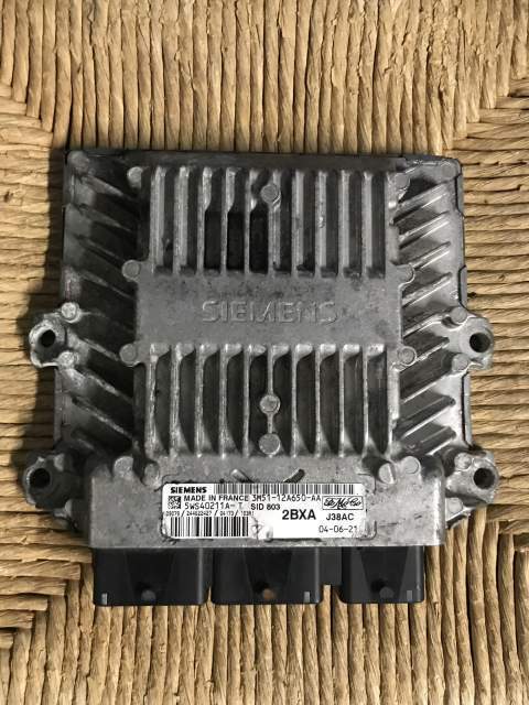 ECU FORD FOCUS C-MAX SID 803 5WS40211AT 3M5112A650AA 2BXA