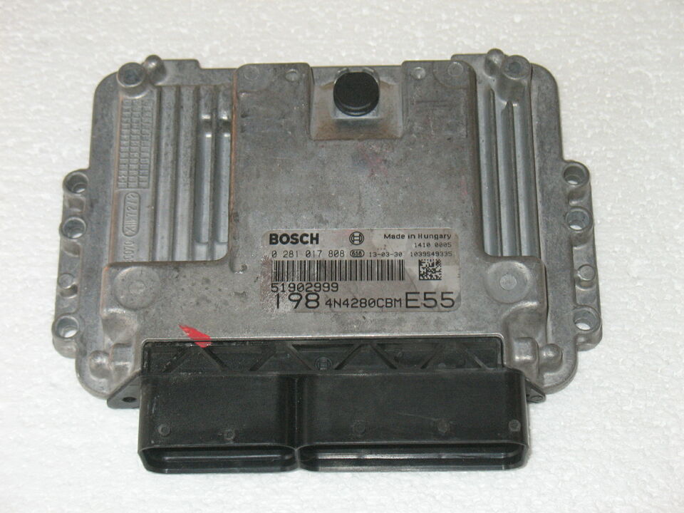 ECU Bravo 1.6 BOSCH 0281017808 1039S49335 4N4280CBM
