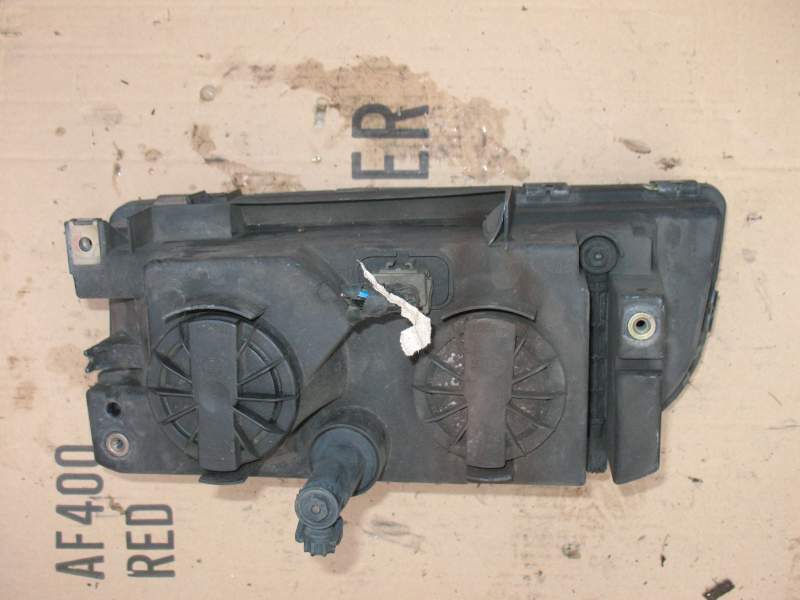 Gruppi ottici fanali anteriore dx/sx volvo 850 '03