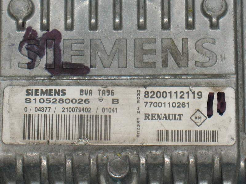 ECU RENAULT CLIO S105280026B 8200112119 7700110261