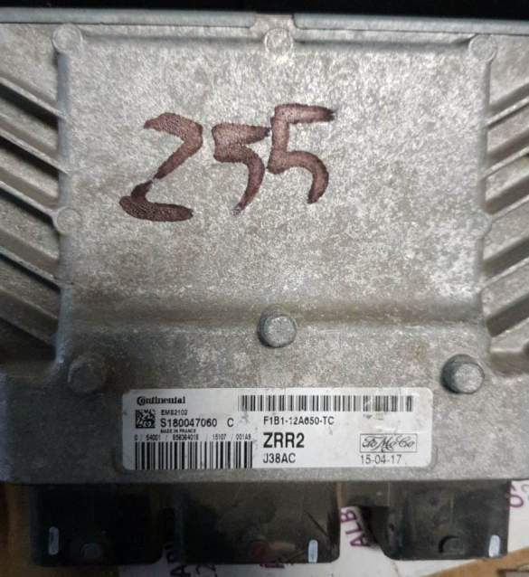 ECU Ford Fiesta F1B112A650TC S180047060C ZRR2 EMS 2102