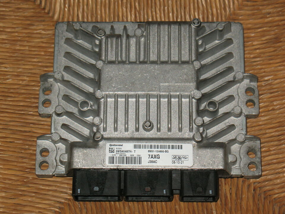 ECU FORD FOCUS C-MAX 2.0 SID206 7AXG 5WS40487H-T 6M51-12A650-BG CONTINENTAL