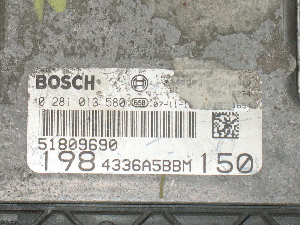 Fiat Bravo 1.9 JTD 16V ECU EDC16C39 51809690 0281013580