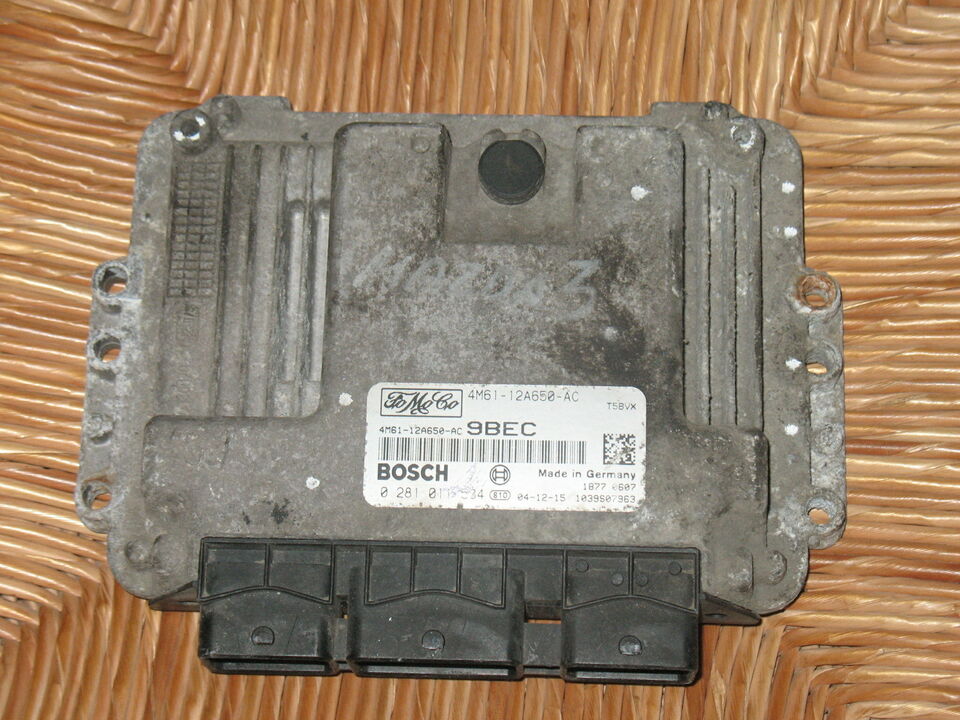 ECU MAZDA 3 BOSCH 0281011534 FoMoCo 3M6112A650AA EDC 16C3-9.18